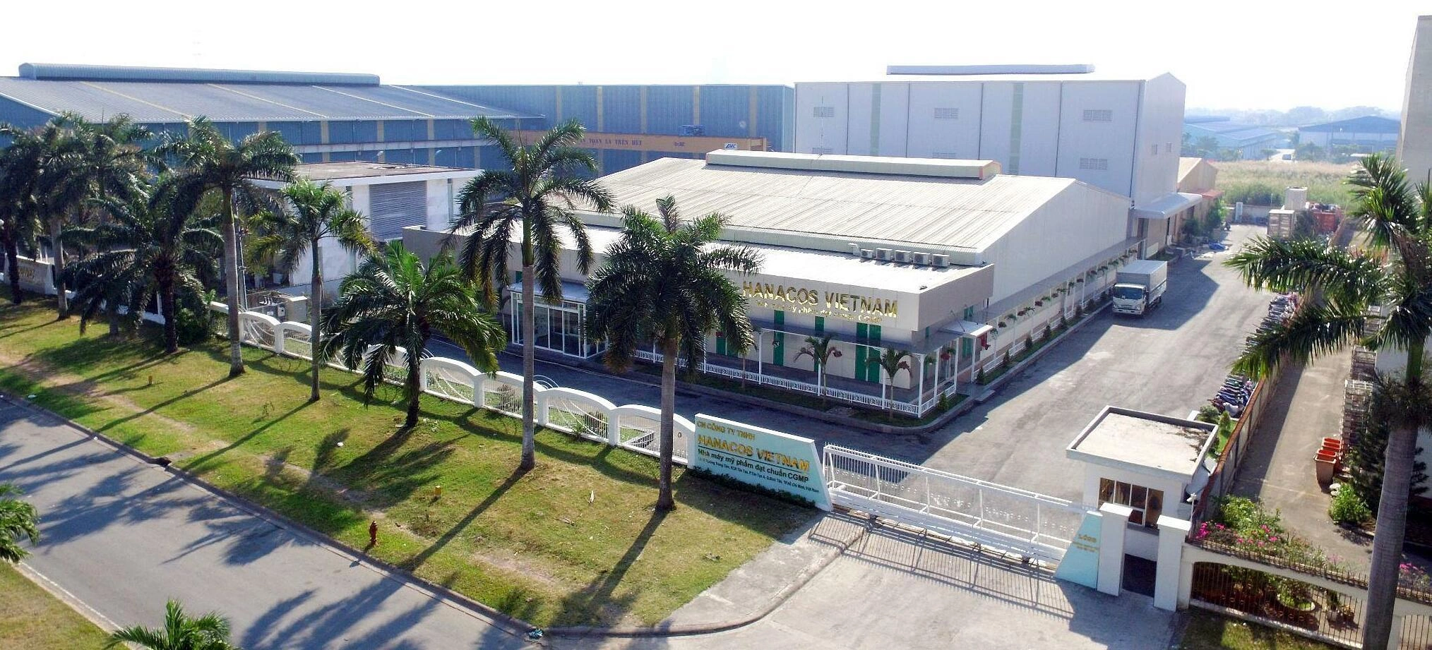 Nhà máy sản xuất mỹ phẩm Hanacos tiêu chuẩn CGMP ASEAN